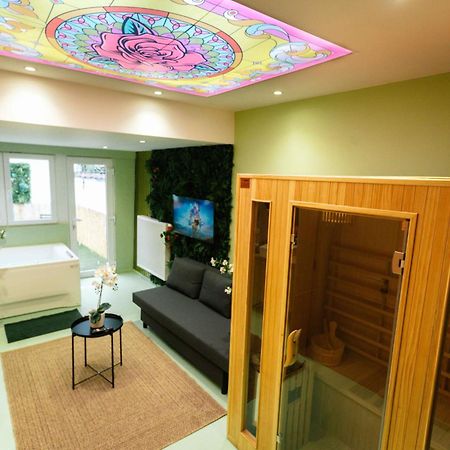 Capsule Flower - Balneo - Cinema - Billard - Nintendo Switch - Mons Centre Екстер'єр фото