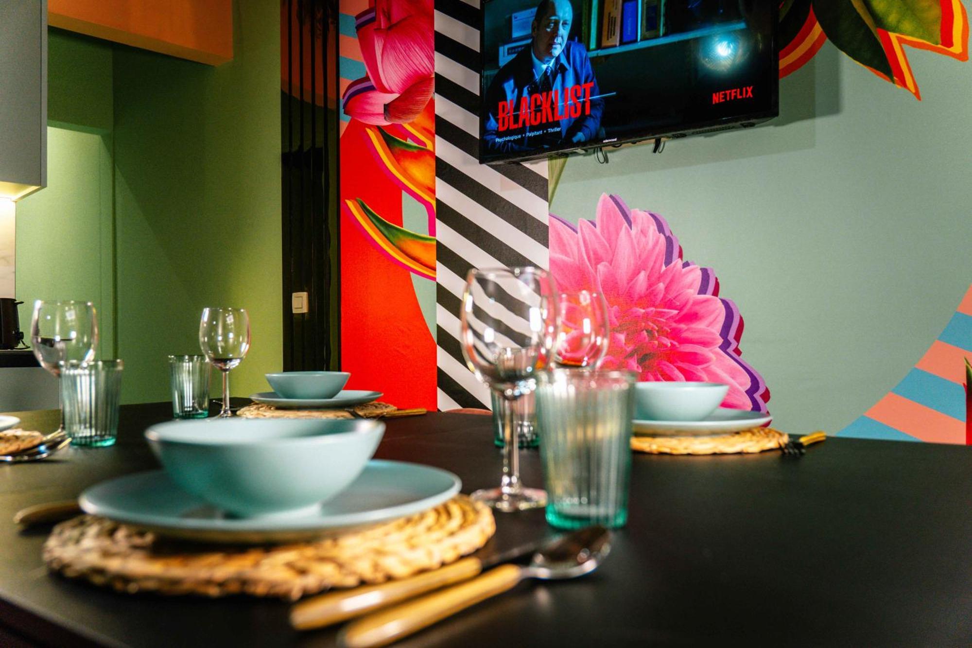 Capsule Flower - Balneo - Cinema - Billard - Nintendo Switch - Mons Centre Екстер'єр фото